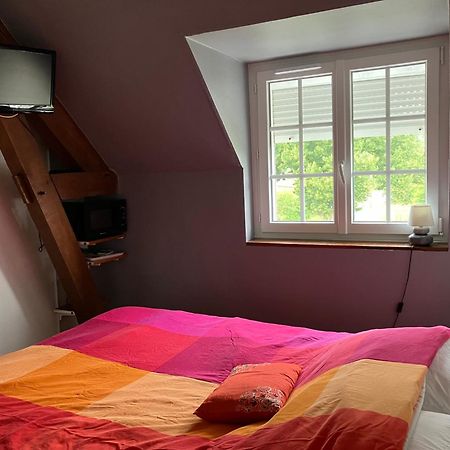 Chambre Chez Armelle Avoine Exterior foto